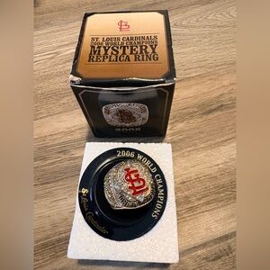 CARDINALS BASEBALL 2006 Worl Champions Replica Ring RING!!! NIB!!!